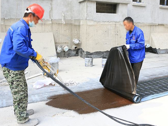自粘濕鋪防水卷材